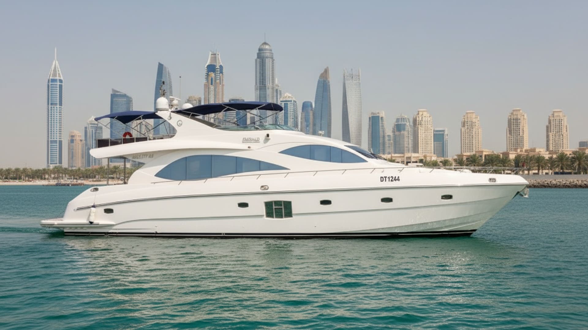 Paradise Wind 88 ft yacht charter Dubai